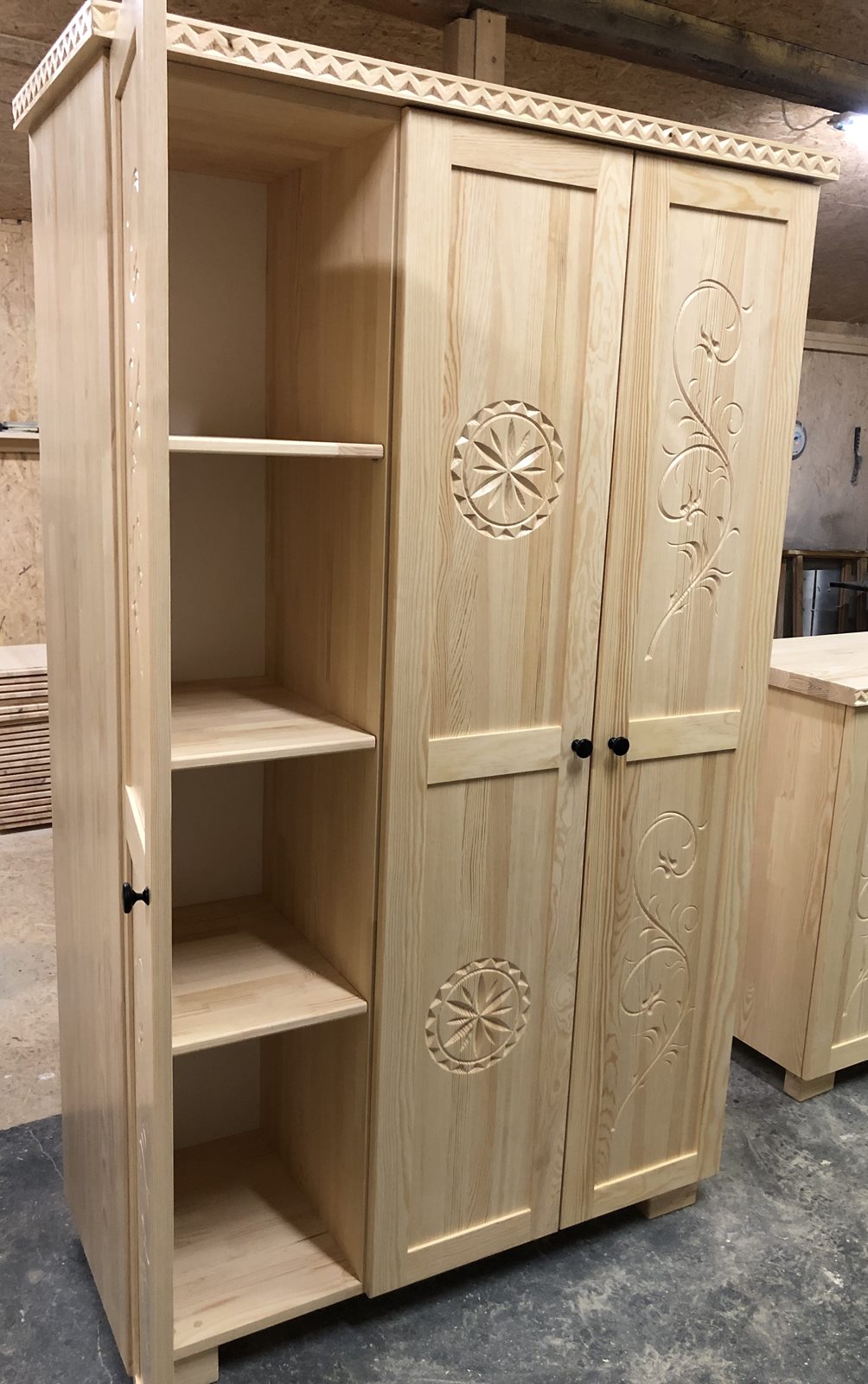 Szafa Beskid Parzenica - obrazek 3